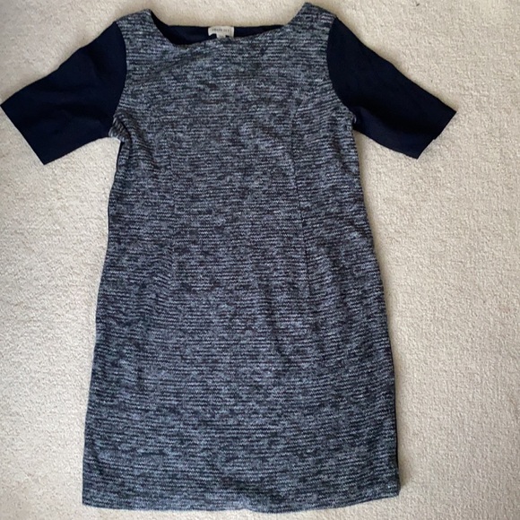 Smart Set Work Dress. Grey Textured fabric with black sleeves. - Picture 1 of 7